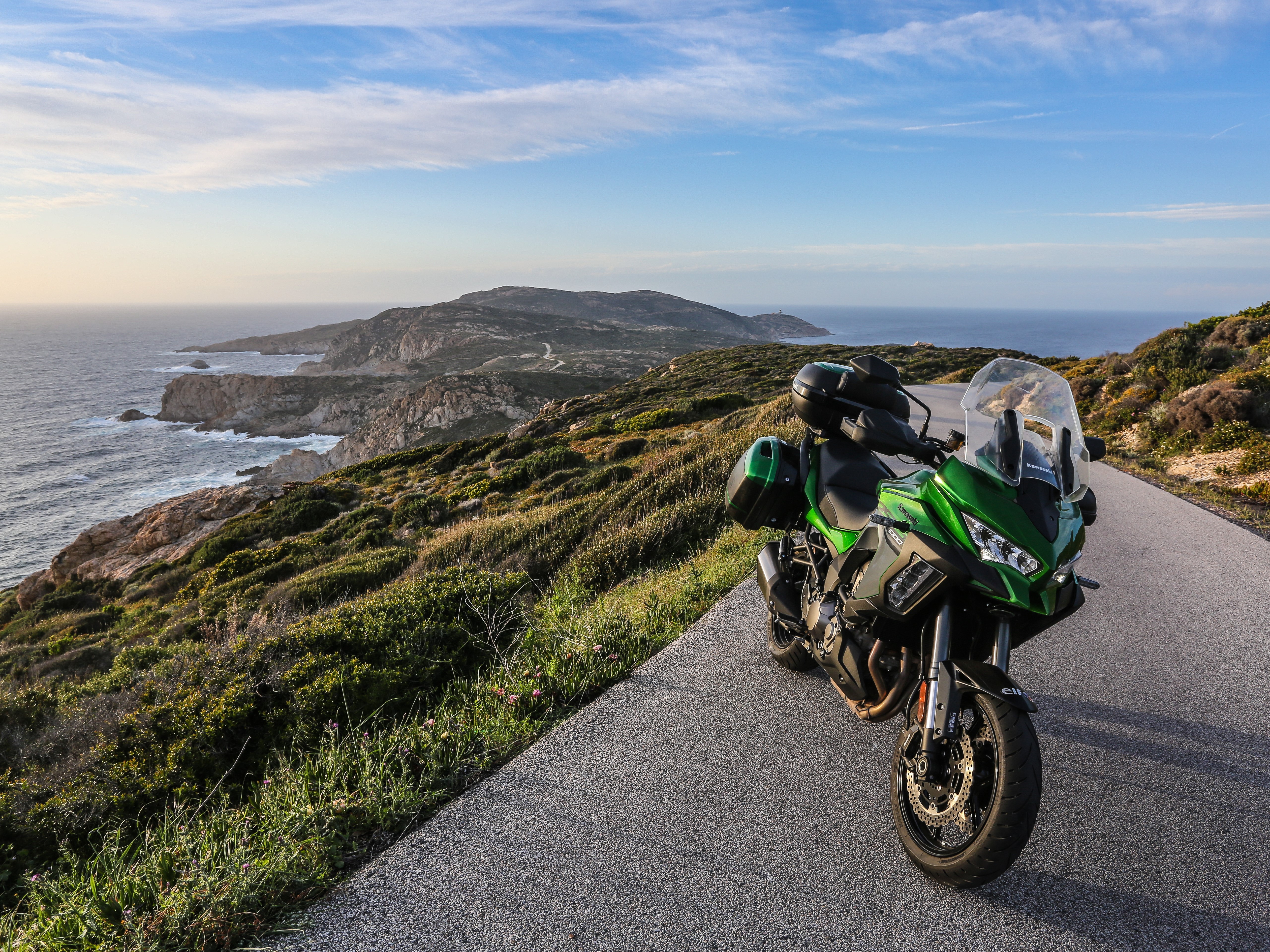 Die besten Straßen Korsikas - Selbstgeführte Motorradtour